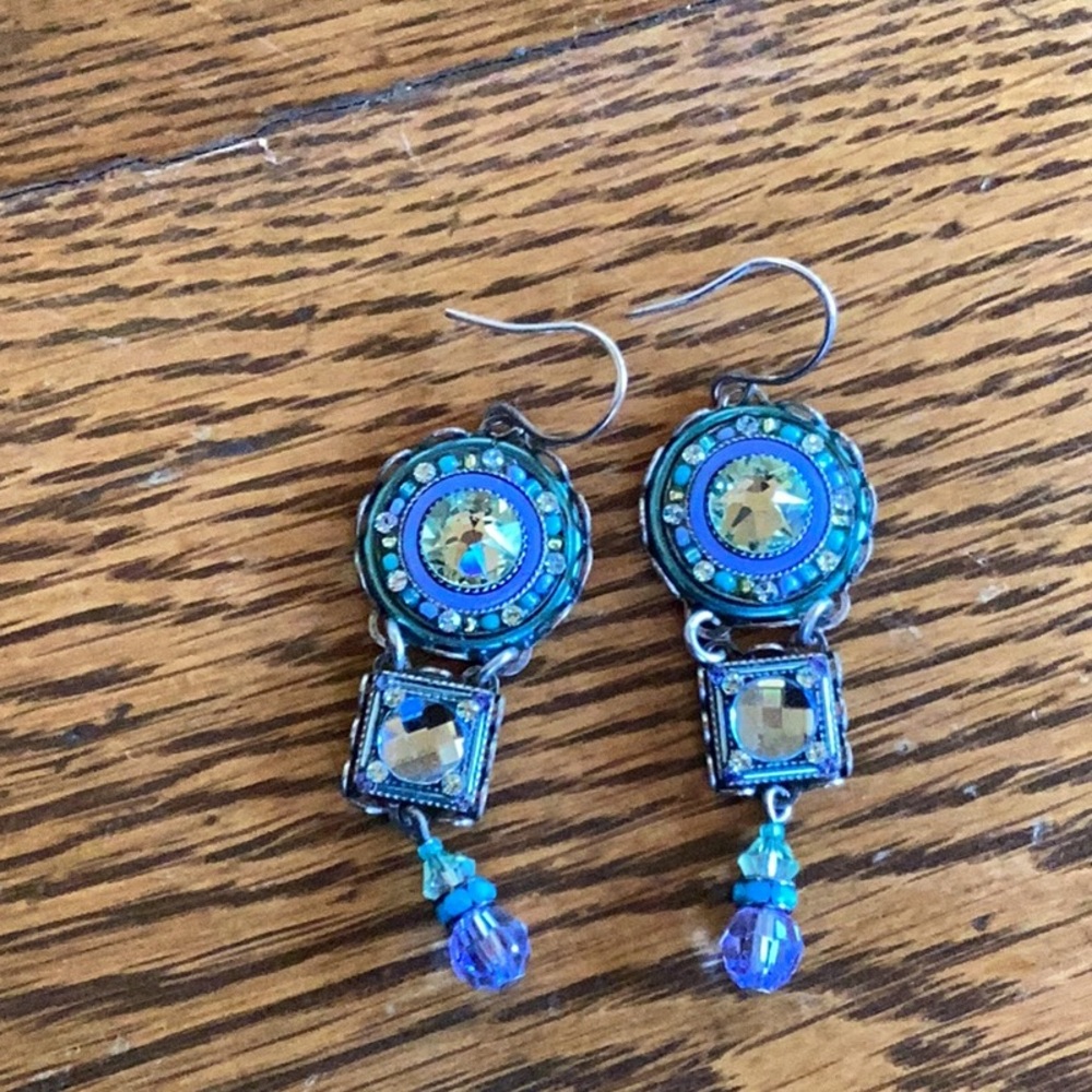 Firefly light blue crystal earrings